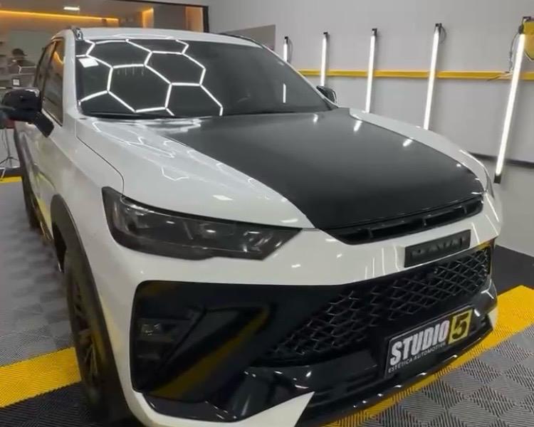 Envelopamento Automotivo em Americana: Mude a Cor do seu Carro com Estilo e Proteção